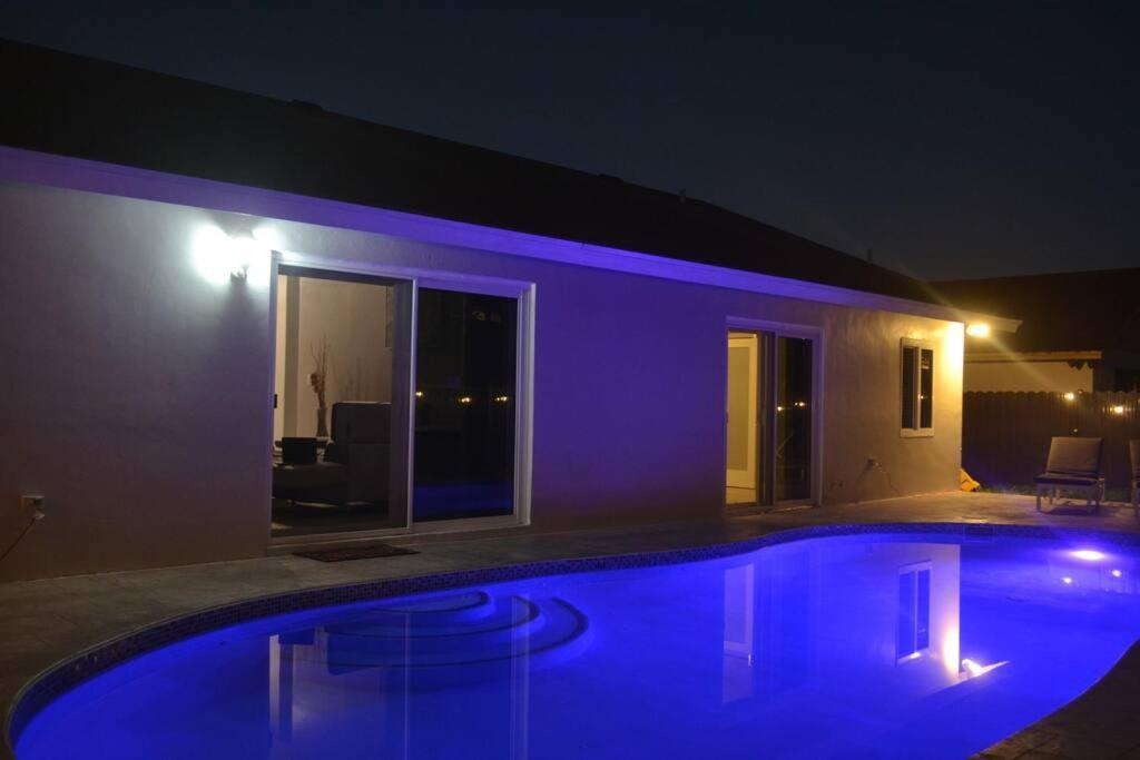 Spacious 4 Bedrooms, 2 Bathroom House With Pool Мирамар Экстерьер фото